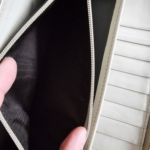 Authentic GUCCI Cima Organizer/wallet - Picture 16 of 17